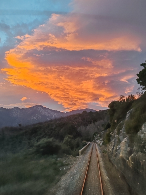 Balade en train au petit matin à Vivario - vidéo, Bastelicaccia, Motel Les Amandiers